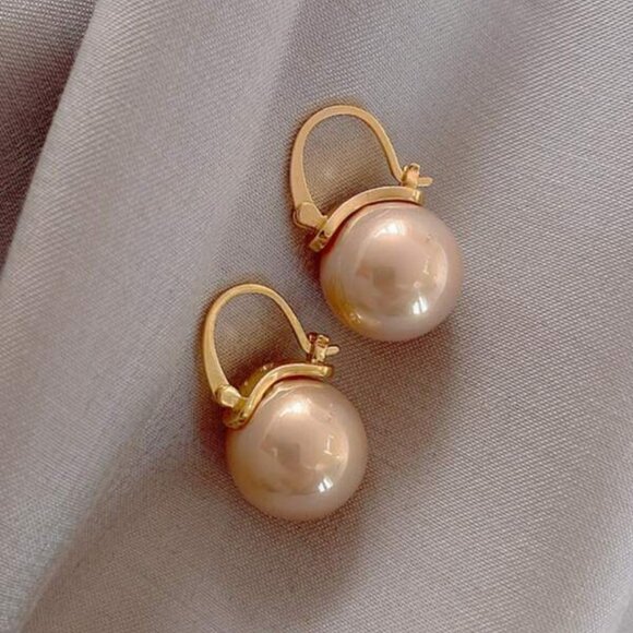 Jewelry - Champagne Pearl Drop Earrings - 18K gold clasp